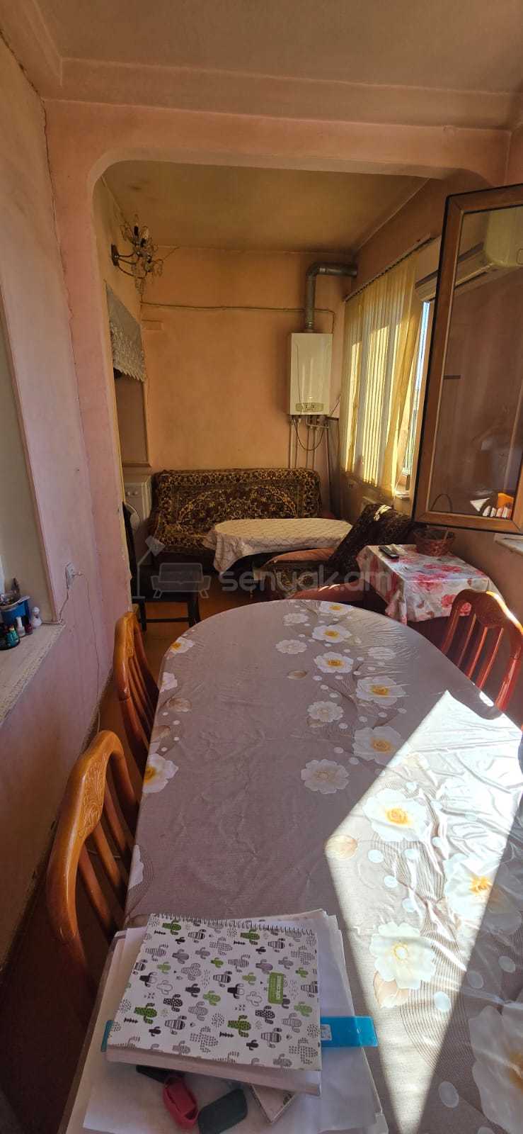 2 Սենյականոց Բնակարան Քարե Շենքում, 63քմ, 5/5 հարկ, Կոսմետիկ Վերանորոգված