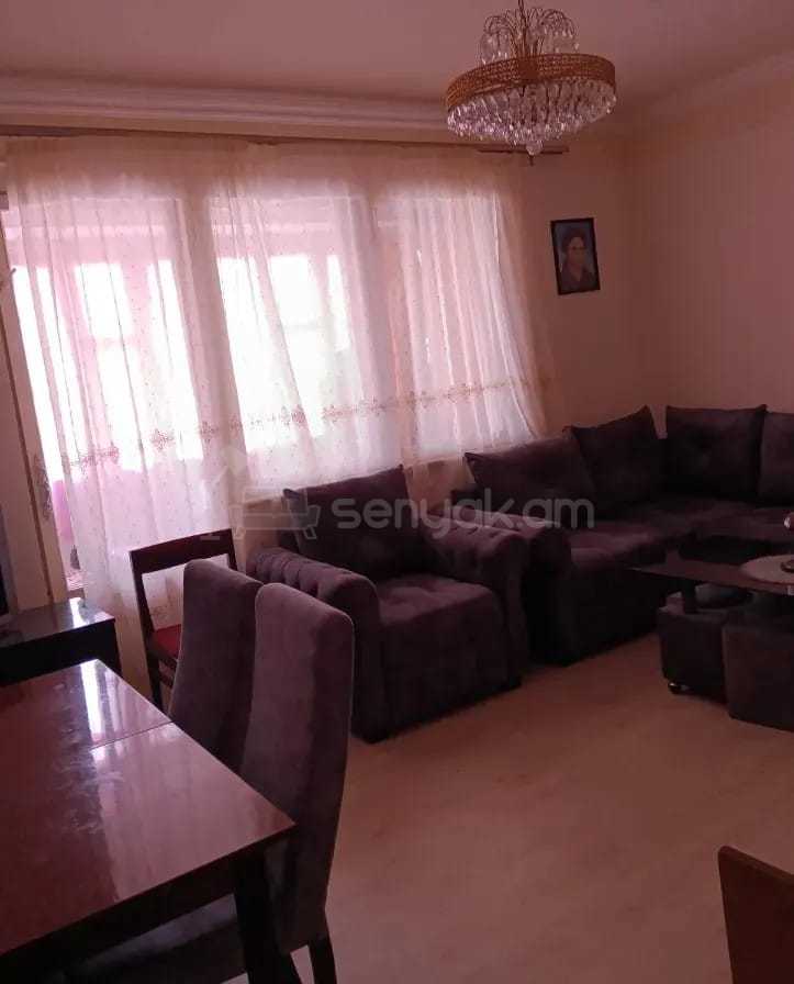 4 Սենյականոց Բնակարան, 90քմ, 7/9 հարկ, Պետական Վիճակում