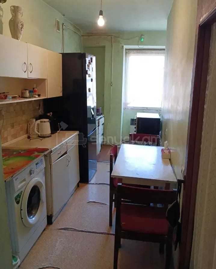 4 Սենյականոց Բնակարան, 90քմ, 7/9 հարկ, Պետական Վիճակում