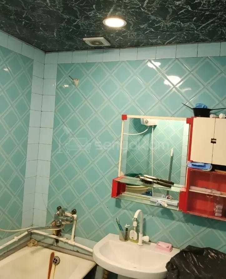 4 Սենյականոց Բնակարան, 90քմ, 7/9 հարկ, Պետական Վիճակում