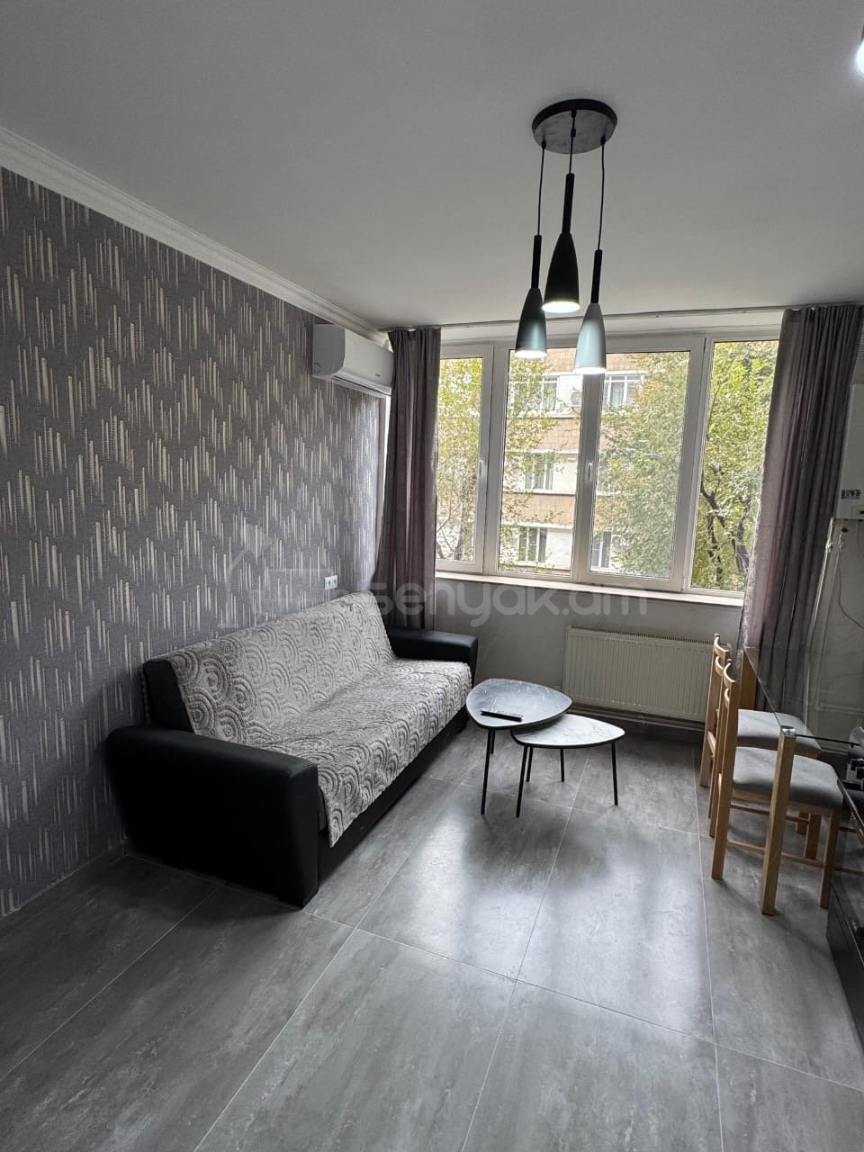 2 Սենյականոց Բնակարան Քարե Շենքում, 40քմ, 3/9 հարկ, Կապիտալ Վերանորոգված, Կահավորված