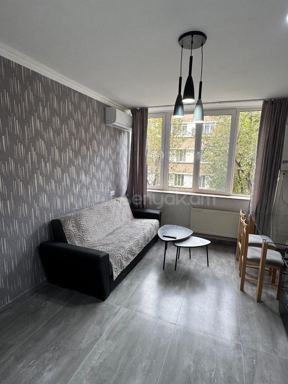 2 Սենյականոց Բնակարան Քարե Շենքում, 40քմ, 3/9 հարկ, Կապիտալ Վերանորոգված, Կահավորված