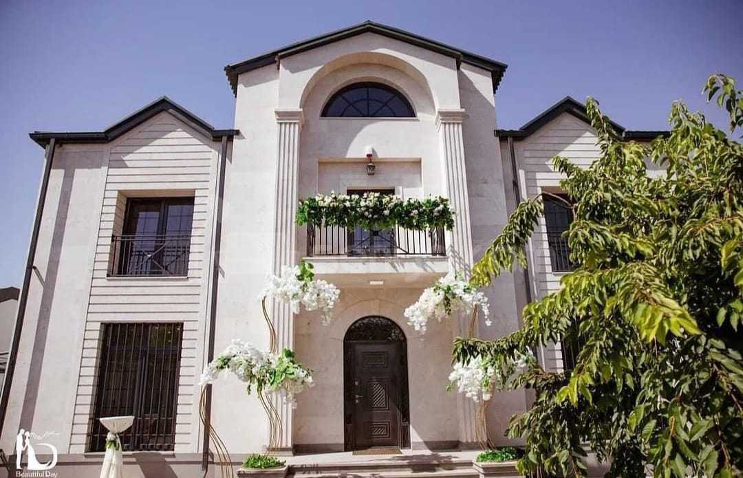 6 Սենյականոց Շքեղ Առանձնատուն, 300քմ