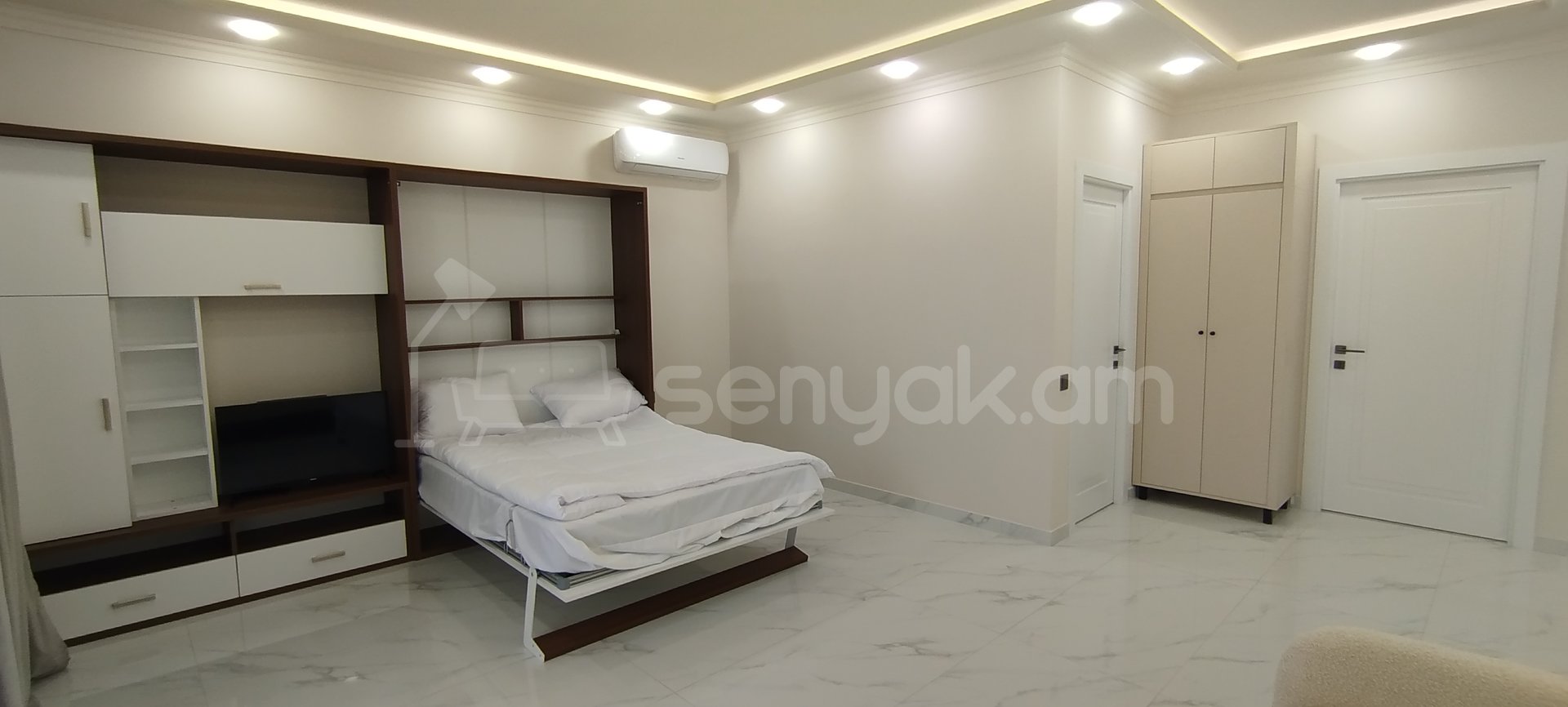 4 Սենյականոց Շքեղ Առանձնատուն, 300քմ, Լողավազանով