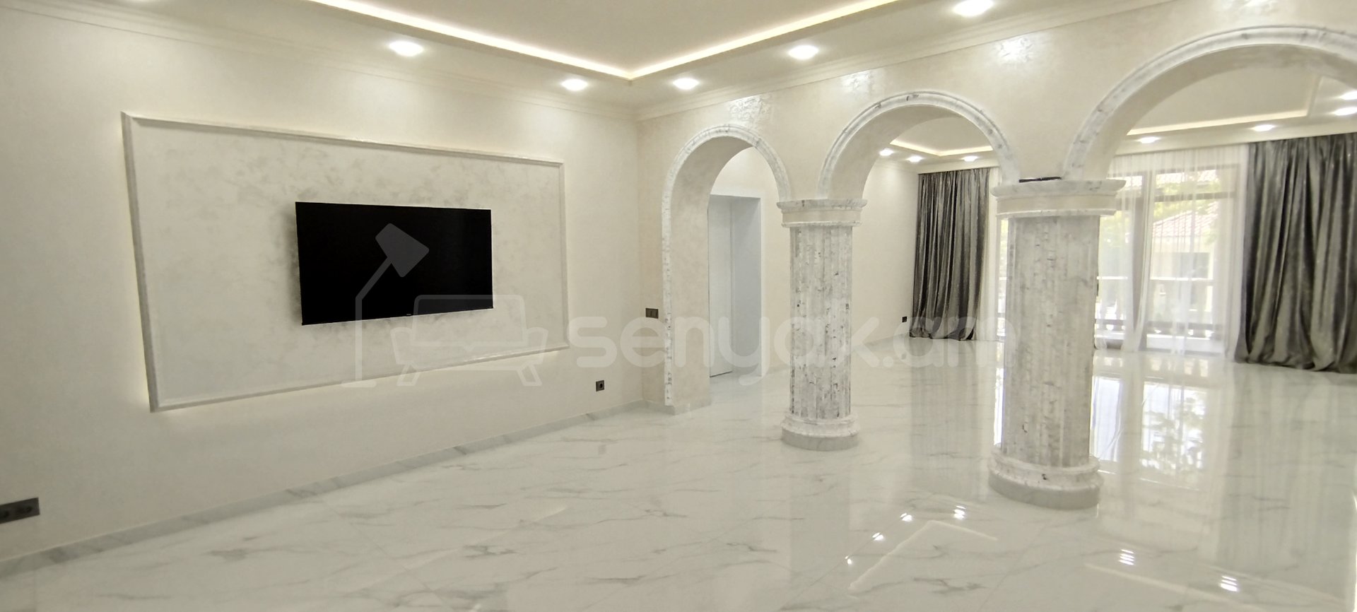 4 Սենյականոց Շքեղ Առանձնատուն, 300քմ, Լողավազանով