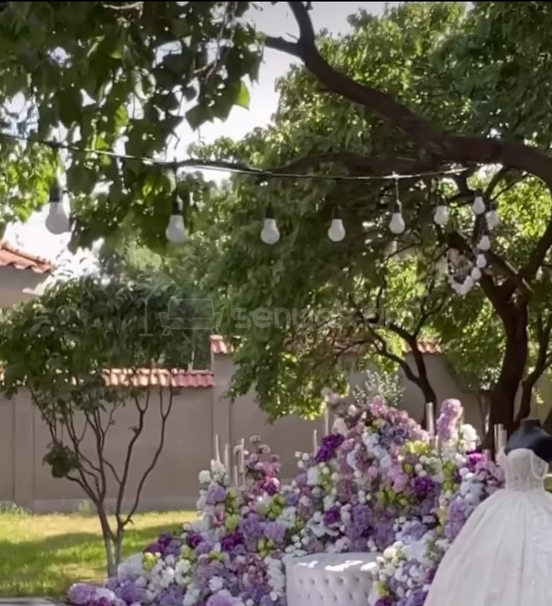 4 Սենյականոց Շքեղ Առանձնատուն, 300քմ, Լողավազանով