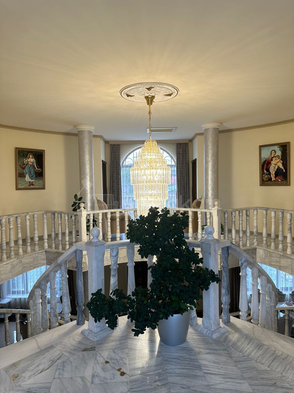 5 Սենյականոց Շքեղ Առանձնատուն, 200քմ, Լողավազանով