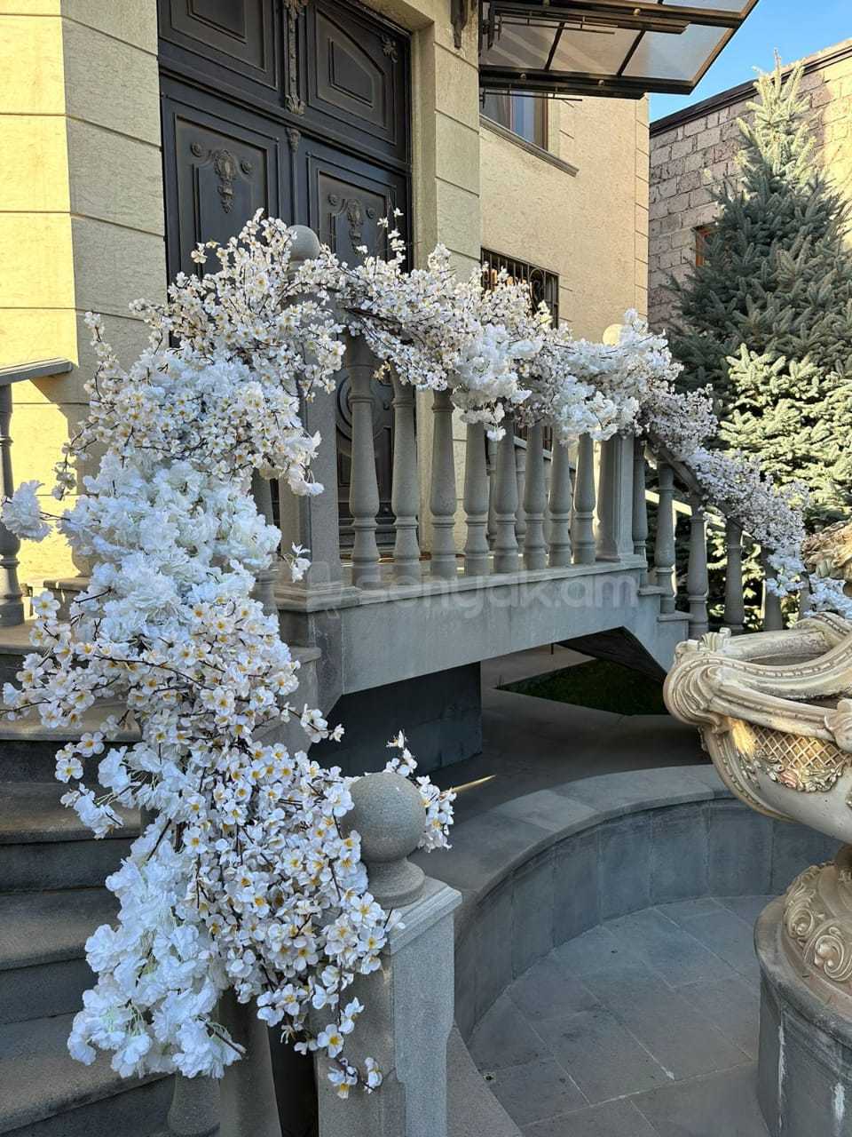 5 Սենյականոց Շքեղ Առանձնատուն, 200քմ, Լողավազանով