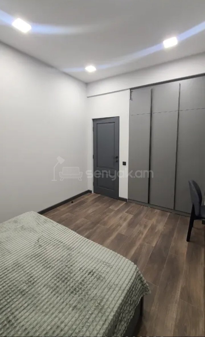 2 Սենյականոց Բնակարան Նորակառույցում, 65քմ, 4/15 հարկ, Դիզայներական Վերանորոգված, Կահավորված, Արևկող