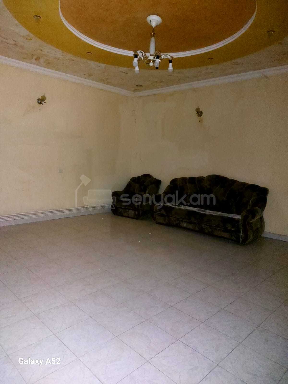 Առևտրի Տարածք, 300քմ