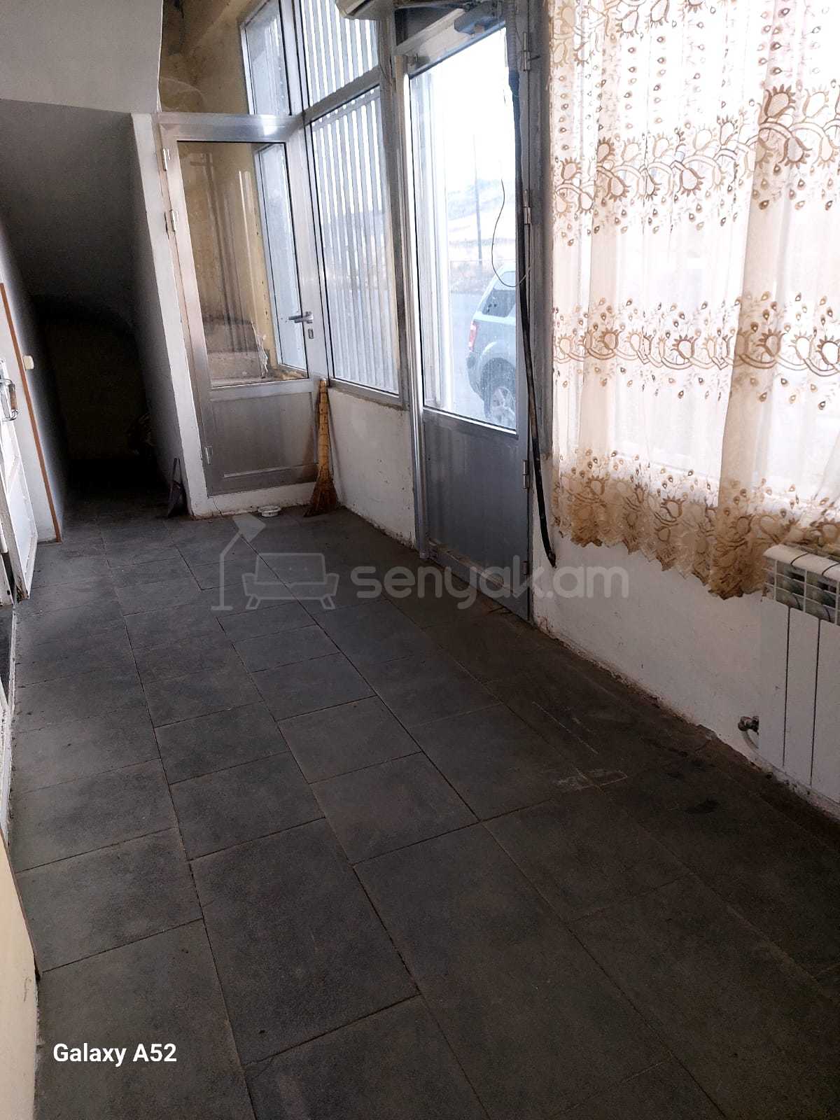 Առևտրի Տարածք, 300քմ