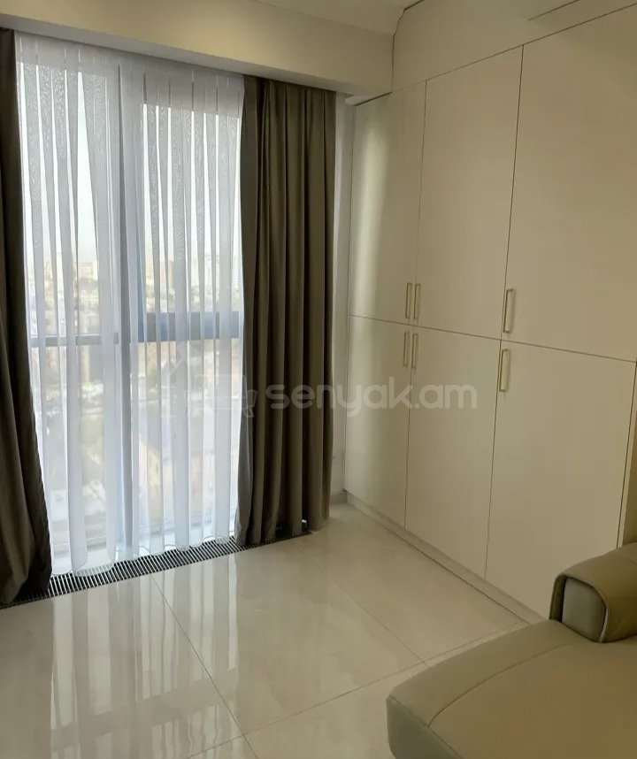 3 Սենյականոց Բնակարան Նորակառույցում, 70քմ, 13/20 հարկ, Դիզայներական Վերանորոգված