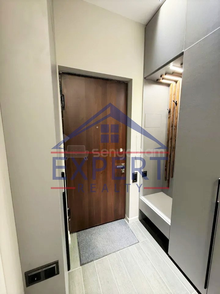 2 Սենյականոց Բնակարան Նորակառույցում, 52քմ, 4/18 հարկ, Կապիտալ Վերանորոգված, Կահավորված, Արևկող