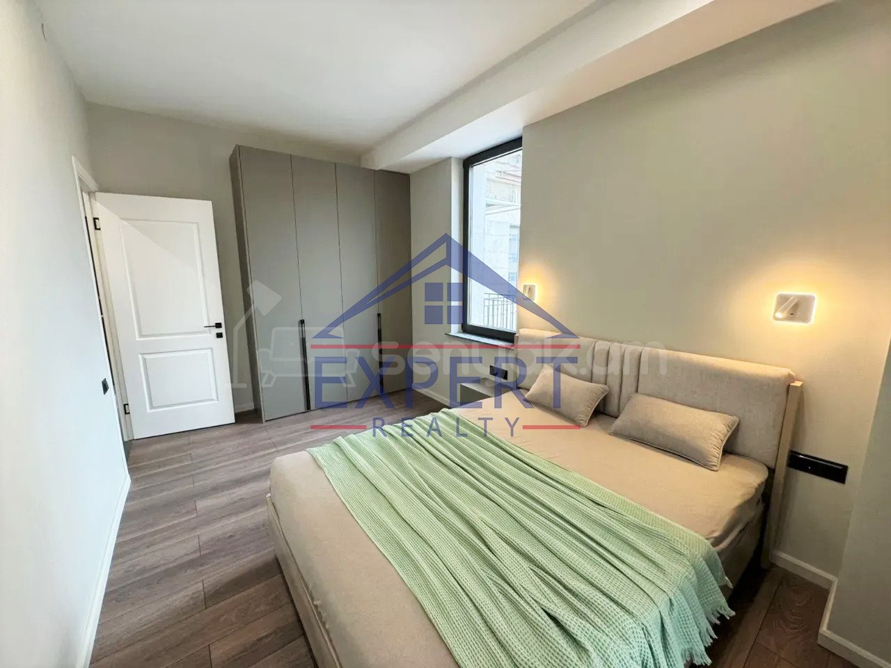 2 Սենյականոց Բնակարան Նորակառույցում, 52քմ, 4/18 հարկ, Կապիտալ Վերանորոգված, Կահավորված, Արևկող