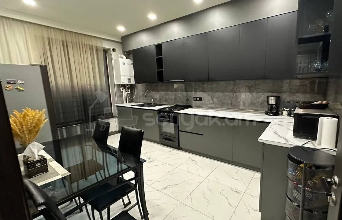 5 Սենյականոց Սեփական Տուն, 160քմ, Կապիտալ Վերանորոգված