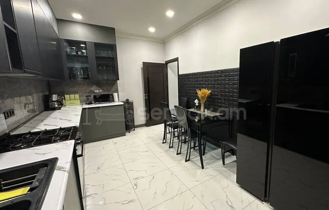 5 Սենյականոց Սեփական Տուն, 160քմ, Կապիտալ Վերանորոգված