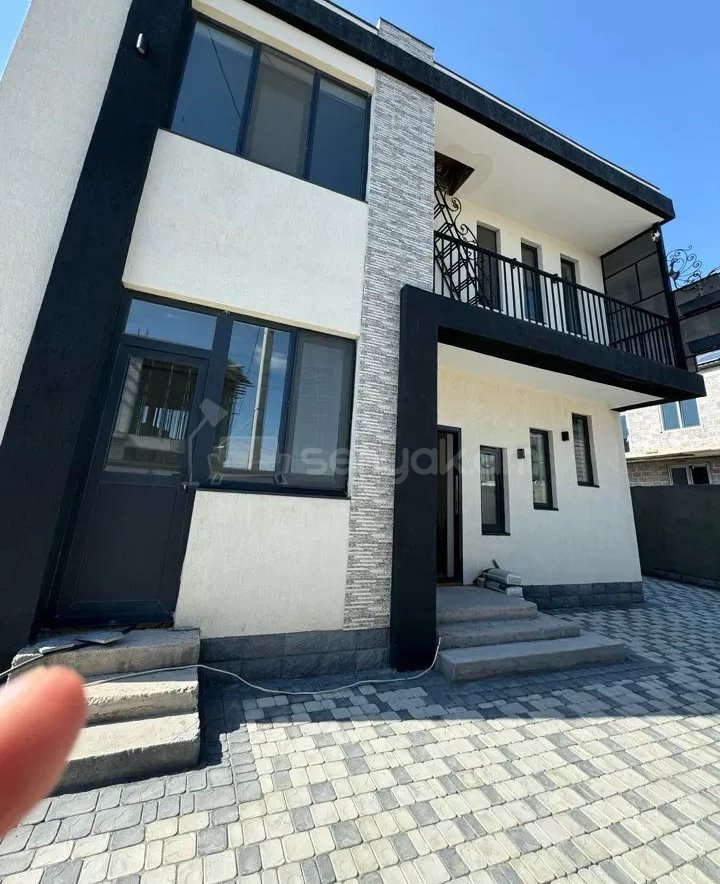 5 Սենյականոց Շքեղ Առանձնատուն, 144քմ