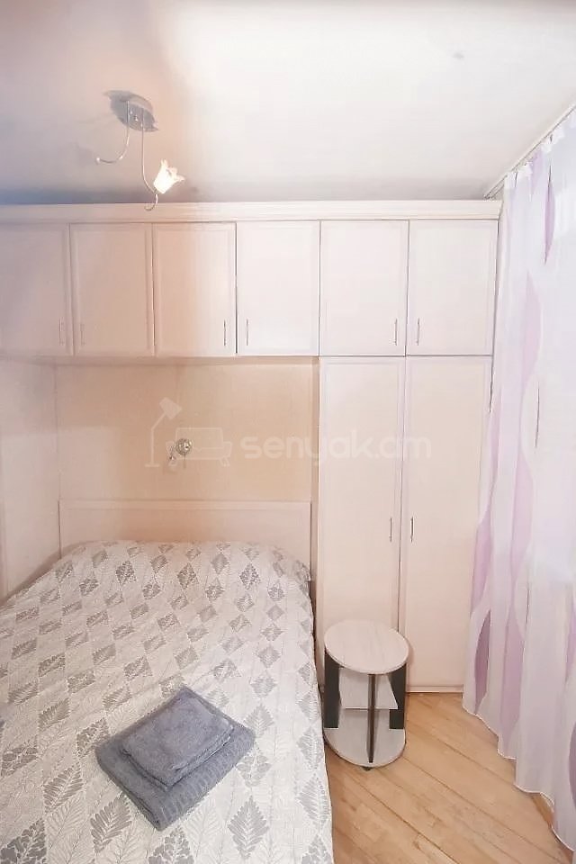 1 Սենյականոց Բնակարան, 40քմ, 9/9 հարկ, Կոսմետիկ Վերանորոգված