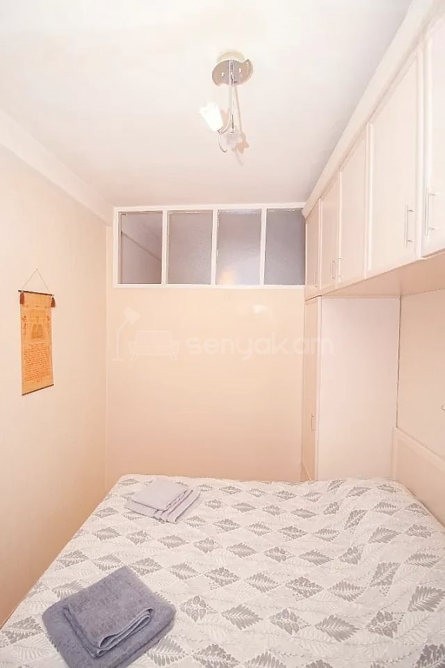 1 Սենյականոց Բնակարան, 40քմ, 9/9 հարկ, Կոսմետիկ Վերանորոգված