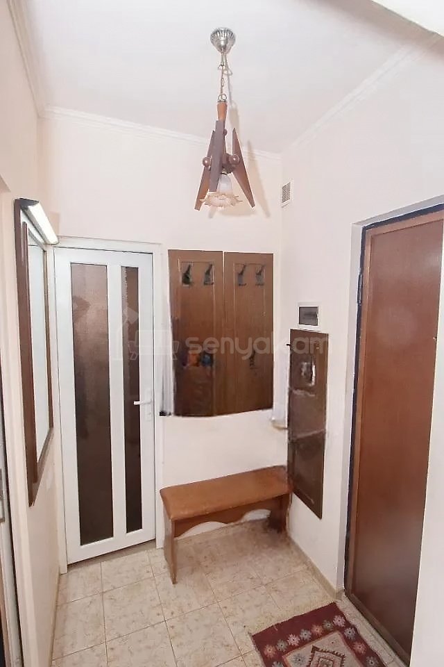 1 Սենյականոց Բնակարան, 40քմ, 9/9 հարկ, Կոսմետիկ Վերանորոգված