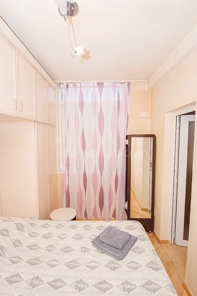 1 Սենյականոց Բնակարան, 40քմ, 9/9 հարկ, Կոսմետիկ Վերանորոգված