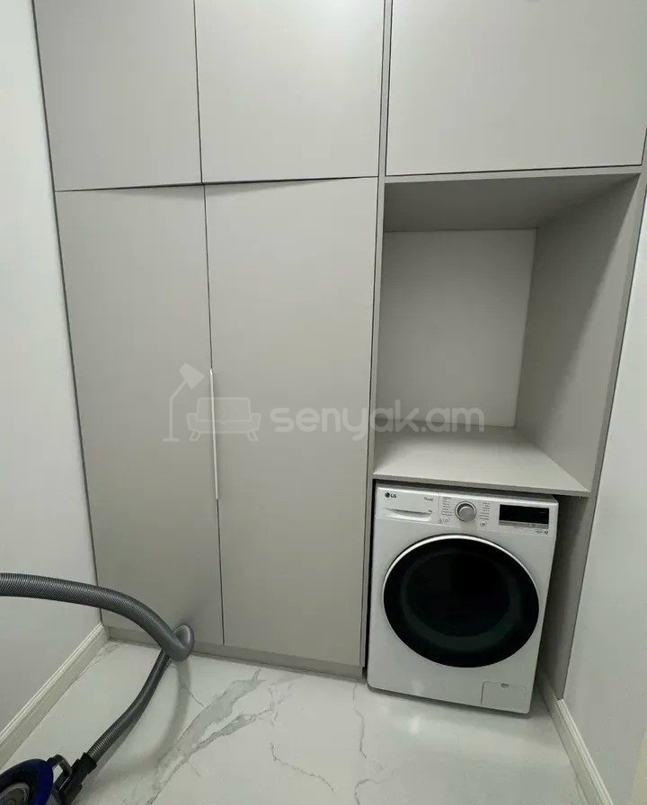 4 Սենյականոց Բնակարան Նորակառույցում, 113քմ, 9/14 հարկ, Դիզայներական Վերանորոգված, Կահավորված, Արևկող