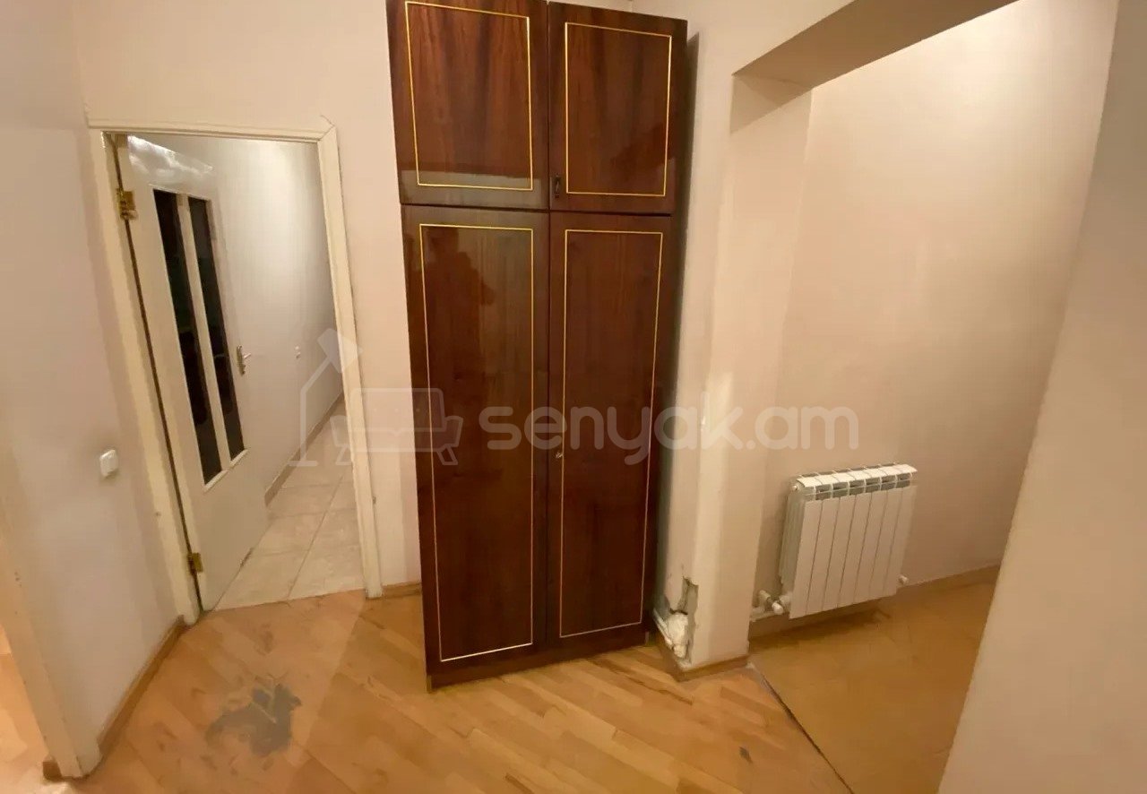 3 Սենյականոց Բնակարան, 65քմ, 6/9 հարկ, Նորմալ Վիճակում