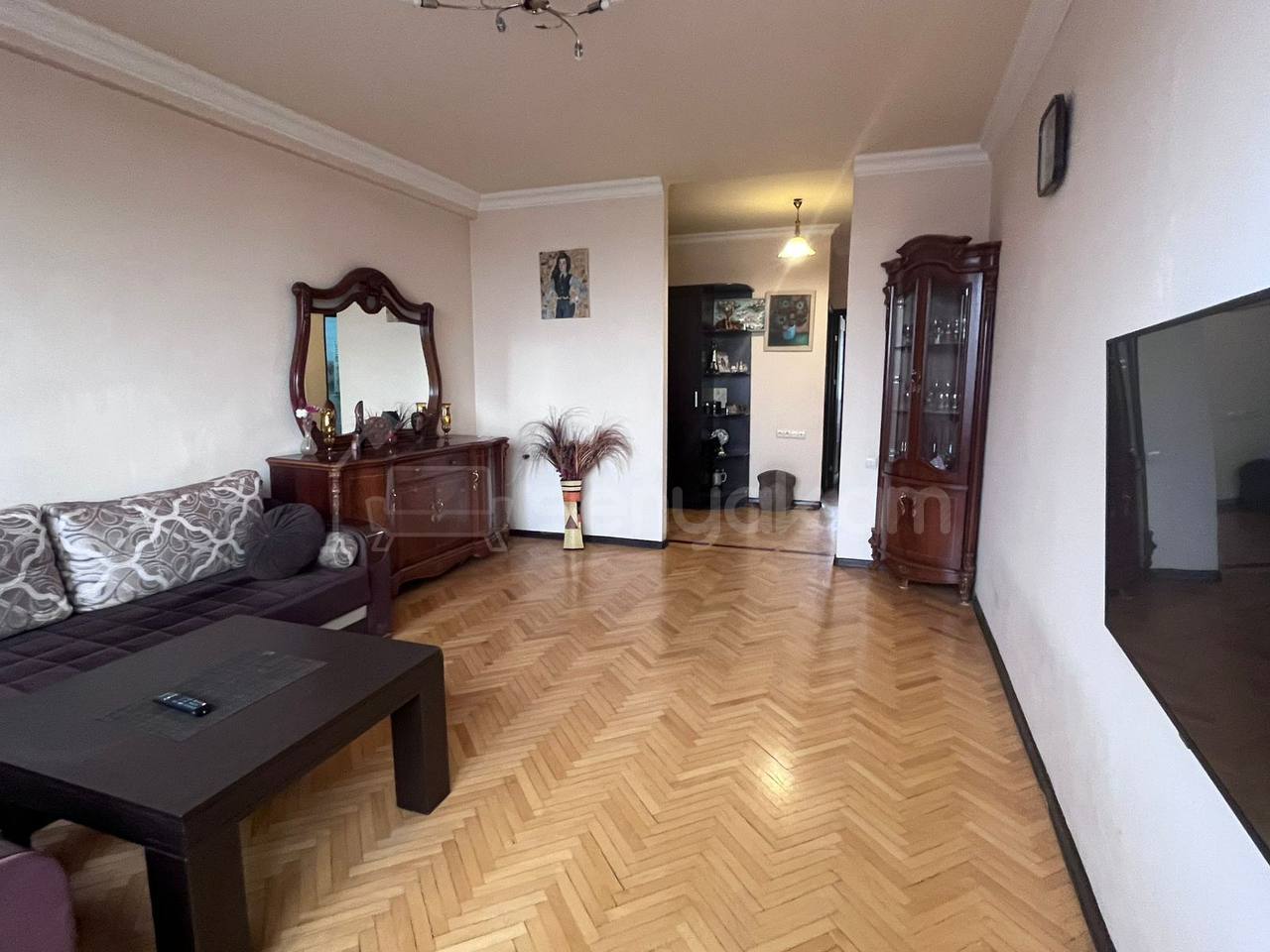 3 Սենյականոց Բնակարան, 75քմ, 7/10 հարկ, Նորմալ Վիճակում