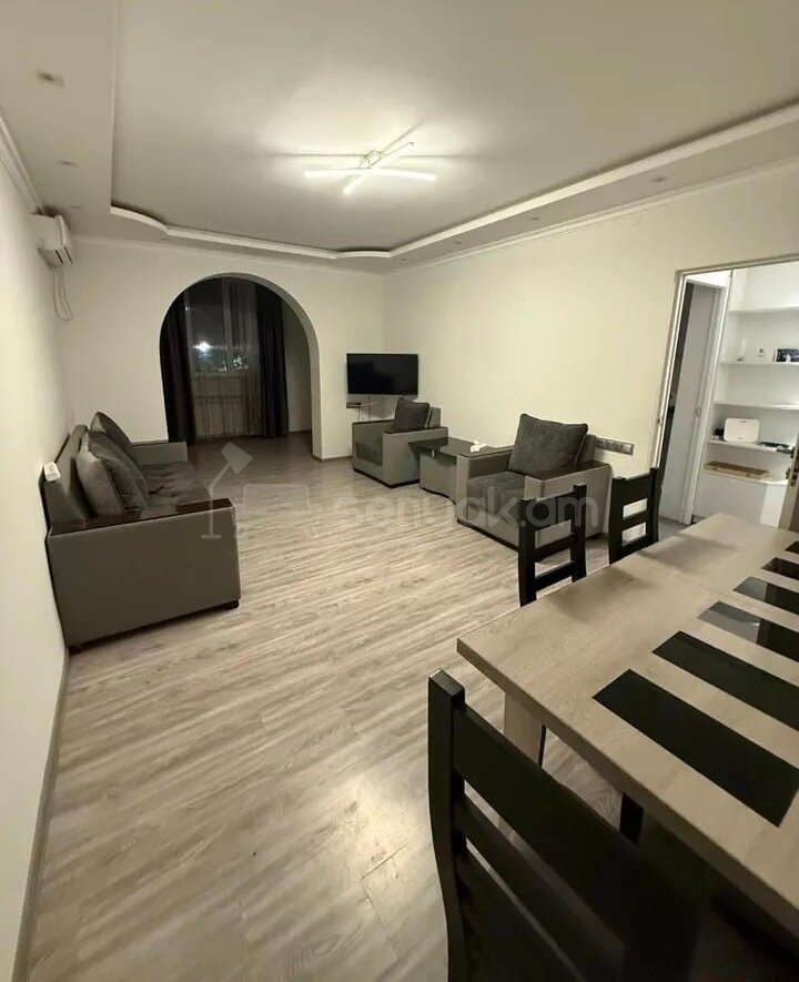 2 Սենյականոց Բնակարան, 65քմ, 2/9 հարկ, Կապիտալ Վերանորոգված, Կահավորված