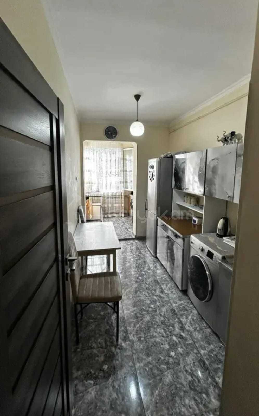 2 Սենյականոց Բնակարան, 67քմ, 2/9 հարկ, Կապիտալ Վերանորոգված