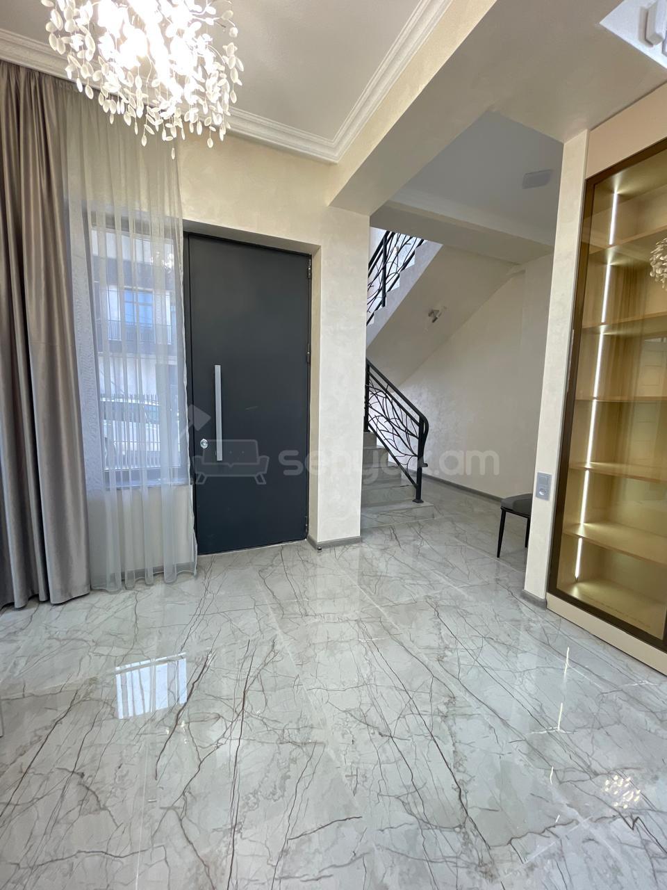 4 Սենյականոց Շքեղ Առանձնատուն, 126քմ, Կահավորված