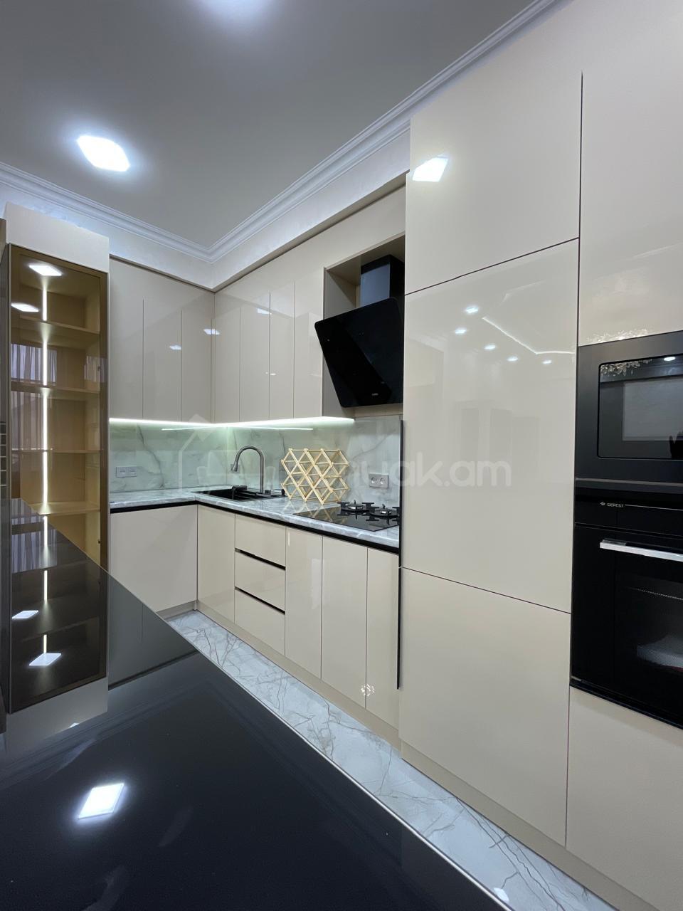 4 Սենյականոց Շքեղ Առանձնատուն, 126քմ, Կահավորված