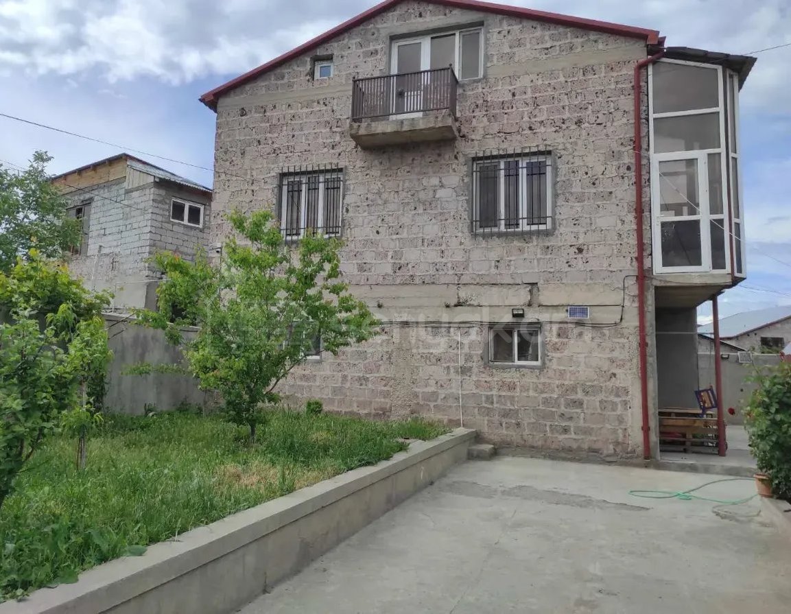 6 Սենյականոց Սեփական Տուն, 250քմ, Կոսմետիկ Վերանորոգված