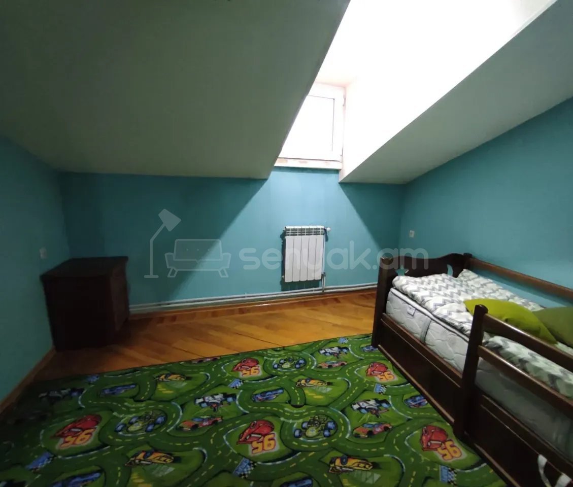 6 Սենյականոց Սեփական Տուն, 250քմ, Կոսմետիկ Վերանորոգված