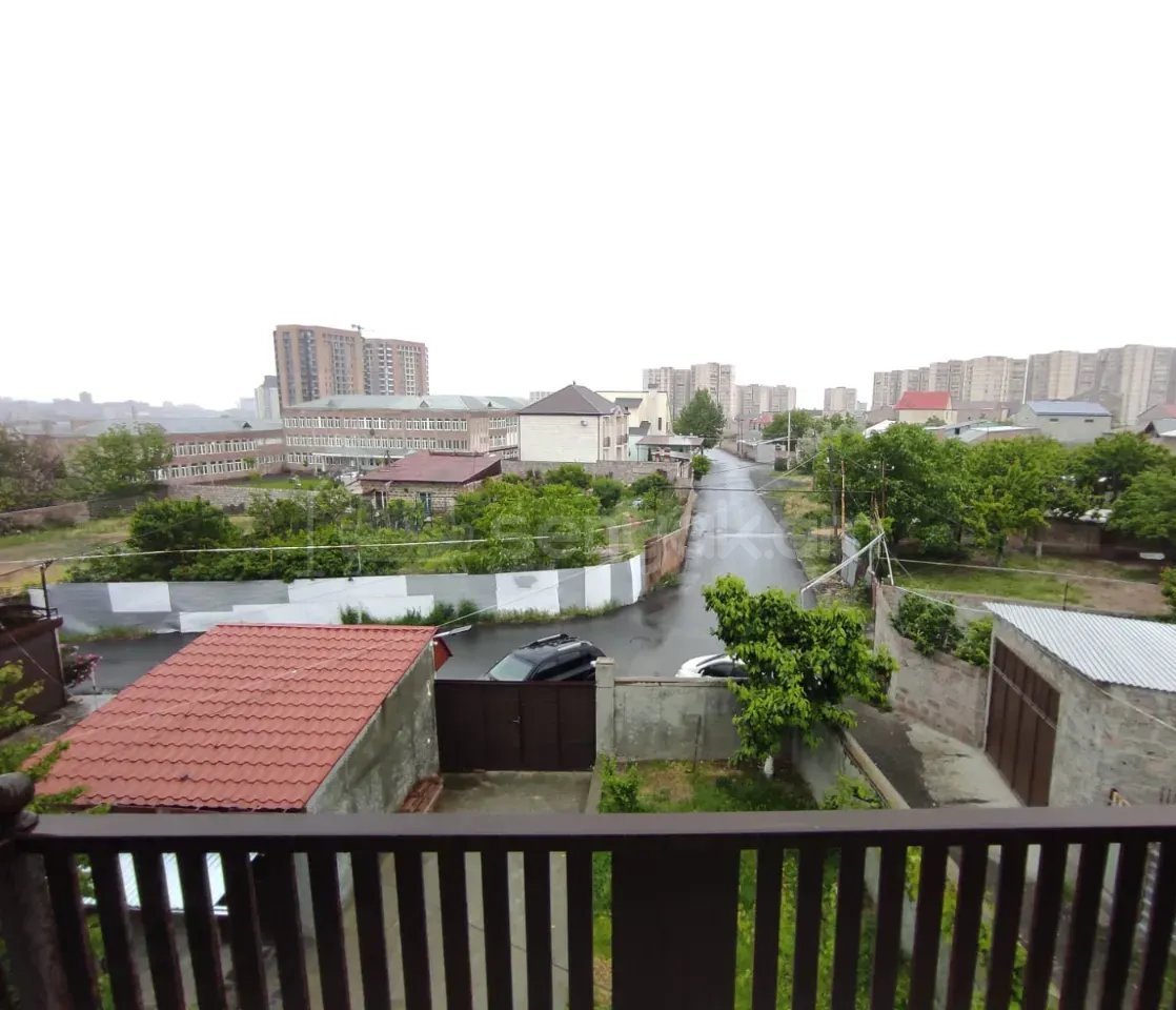 6 Սենյականոց Սեփական Տուն, 250քմ, Կոսմետիկ Վերանորոգված