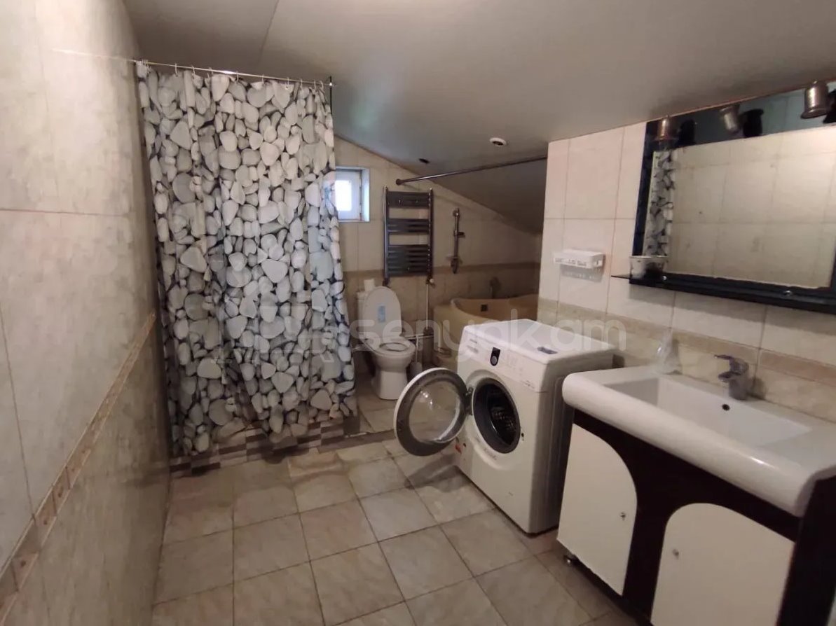 6 Սենյականոց Սեփական Տուն, 250քմ, Կոսմետիկ Վերանորոգված