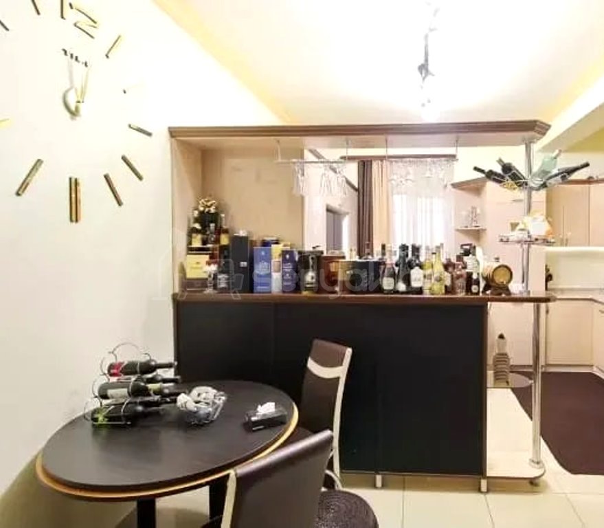 5 Սենյականոց Սեփական Տուն, 178քմ, Կոսմետիկ Վերանորոգված