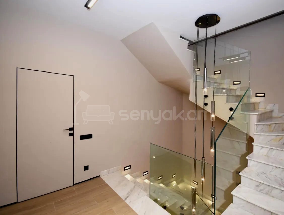 5 Սենյականոց Սեփական Տուն, 220քմ, Դիզայներական Վերանորոգված