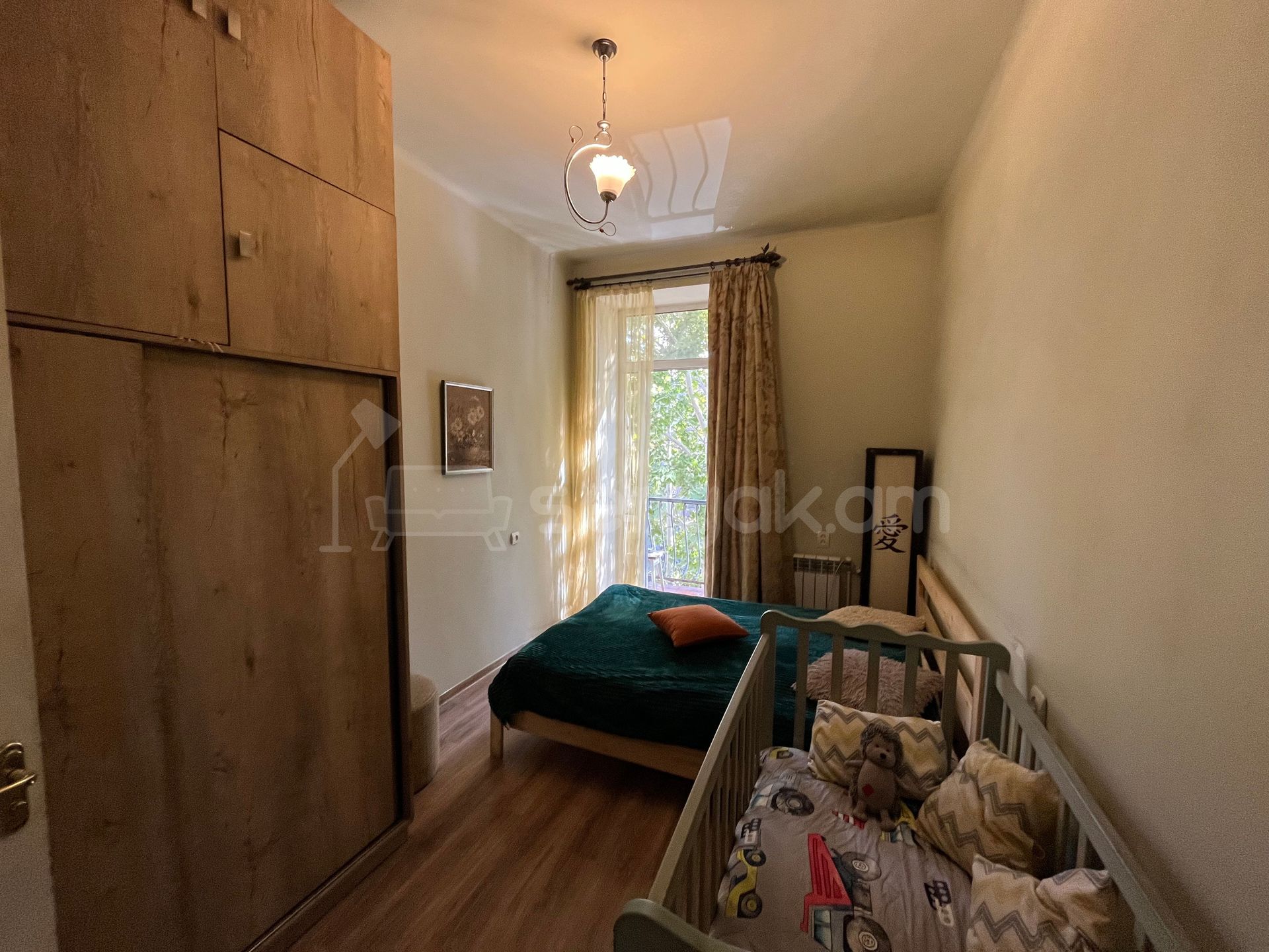 3 Սենյականոց Բնակարան Քարե Շենքում, 59քմ, 4/5 հարկ, Կապիտալ Վերանորոգված