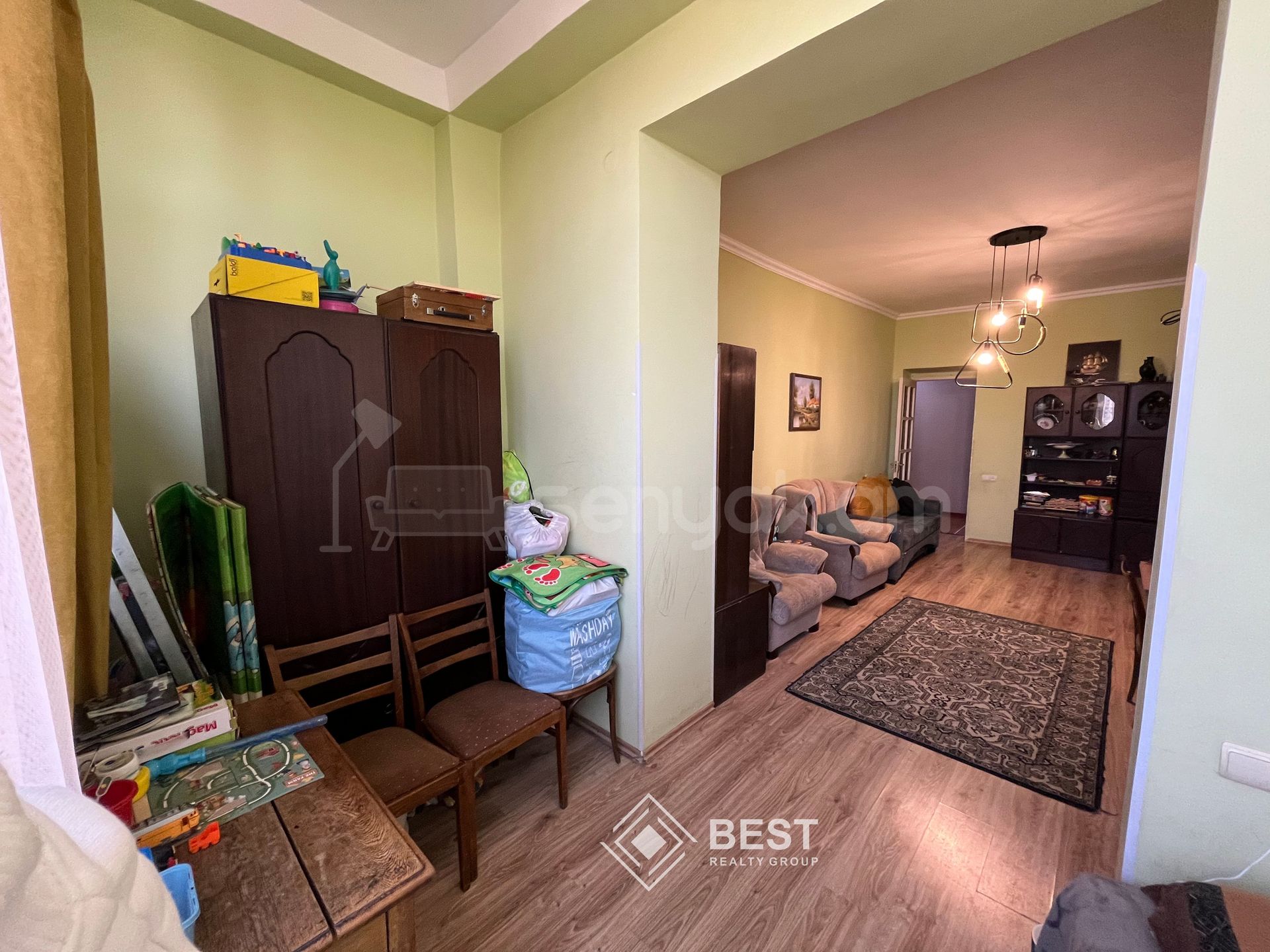 3 Սենյականոց Բնակարան Քարե Շենքում, 59քմ, 4/5 հարկ, Կապիտալ Վերանորոգված