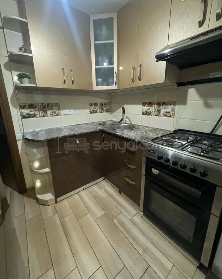 3 Սենյականոց Բնակարան, 80քմ, 1/3 հարկ, Կապիտալ Վերանորոգված