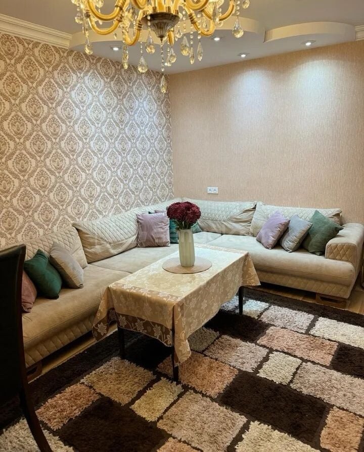 3 Սենյականոց Բնակարան, 80քմ, 1/3 հարկ, Կապիտալ Վերանորոգված