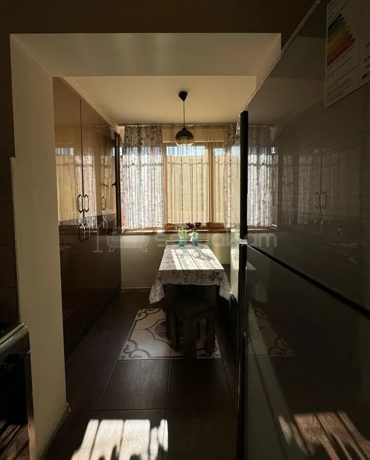 3 Սենյականոց Բնակարան, 80քմ, 1/3 հարկ, Կապիտալ Վերանորոգված