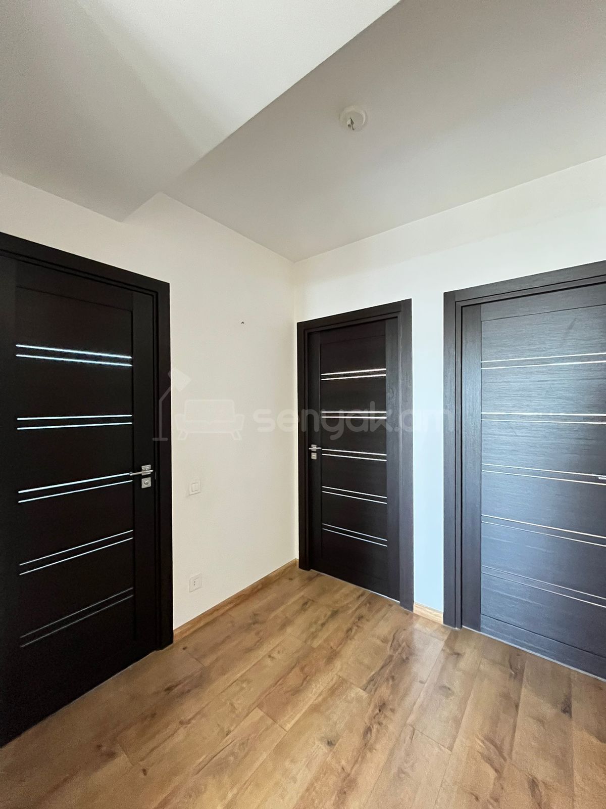 3 Սենյականոց Բնակարան Նորակառույցում, 80քմ, 2/2 հարկ, Կապիտալ Վերանորոգված, Կահավորված, Արևկող