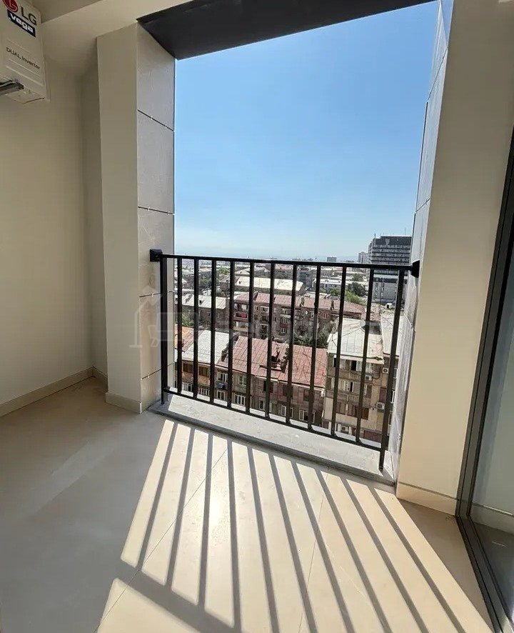 3 Սենյականոց Բնակարան Նորակառույցում, 71քմ, 8/18 հարկ, Դիզայներական Վերանորոգված