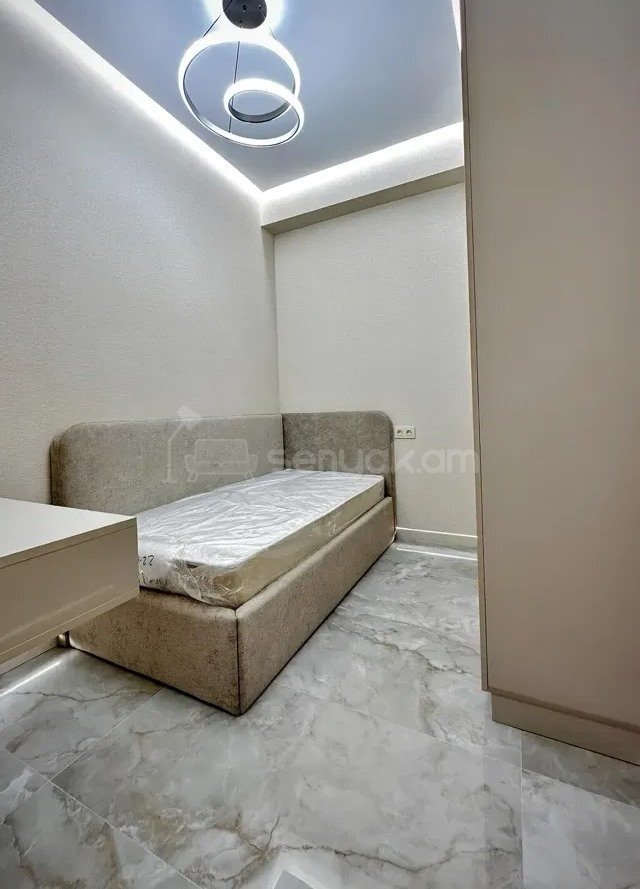 3 Սենյականոց Բնակարան Նորակառույցում, 71քմ, 8/18 հարկ, Կապիտալ Վերանորոգված