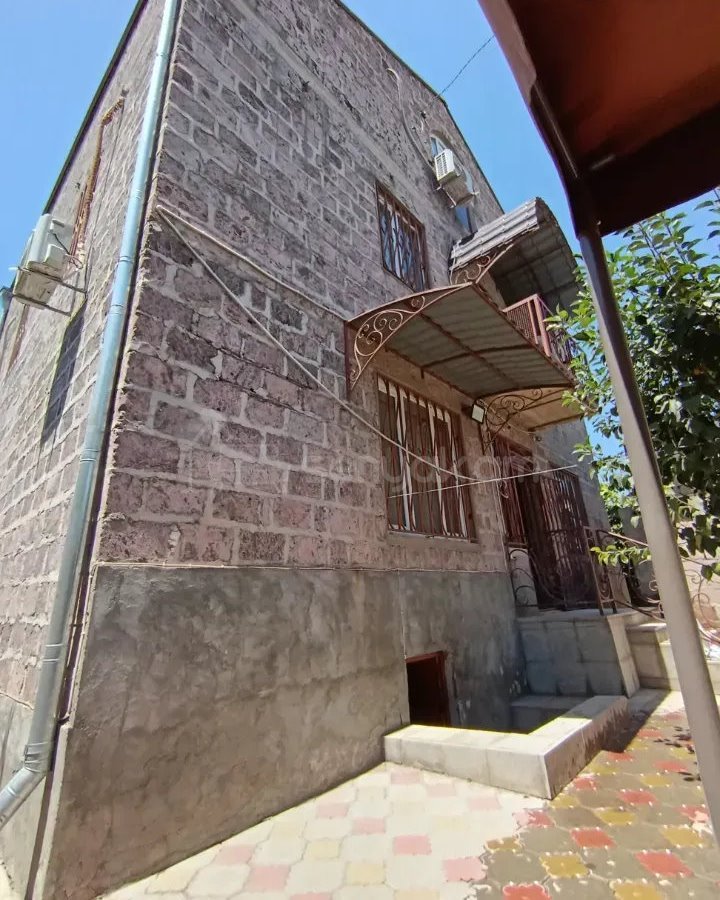 6 Սենյականոց Սեփական Տուն, 240քմ, Կապիտալ Վերանորոգված