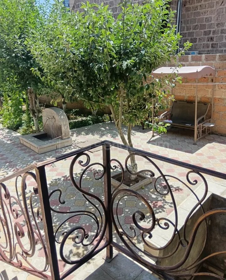 6 Սենյականոց Սեփական Տուն, 240քմ, Կապիտալ Վերանորոգված