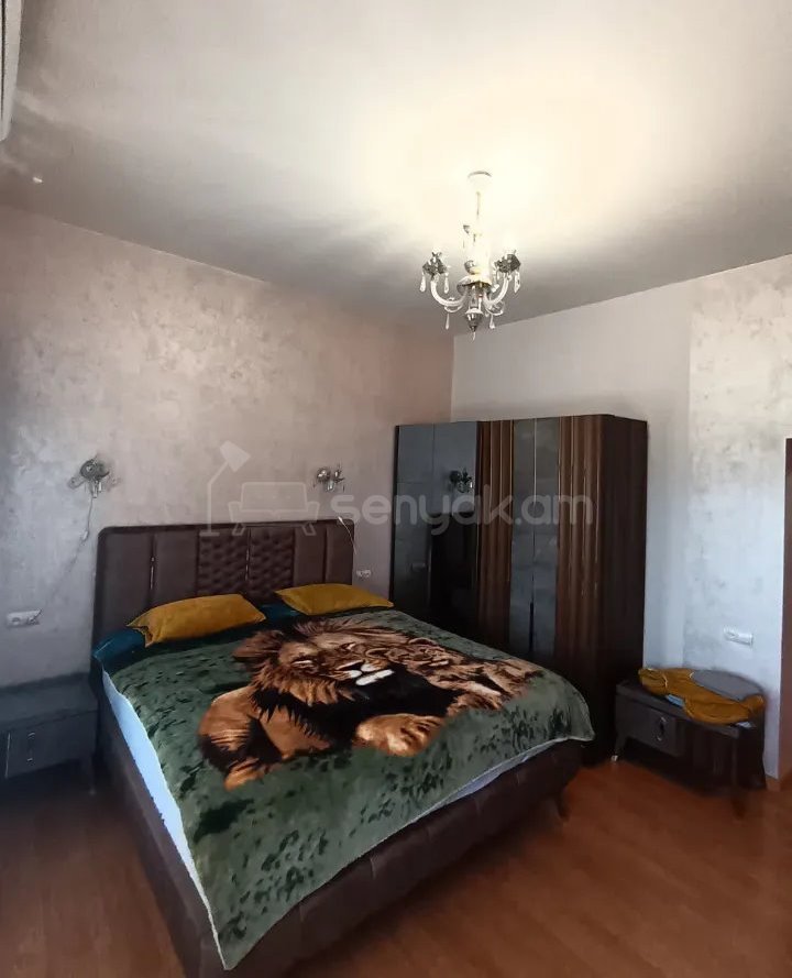 6 Սենյականոց Սեփական Տուն, 240քմ, Կապիտալ Վերանորոգված