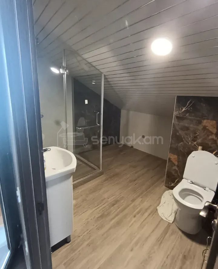 6 Սենյականոց Սեփական Տուն, 240քմ, Կապիտալ Վերանորոգված